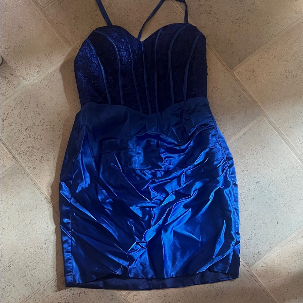 Elegant Blue Strapless Dress